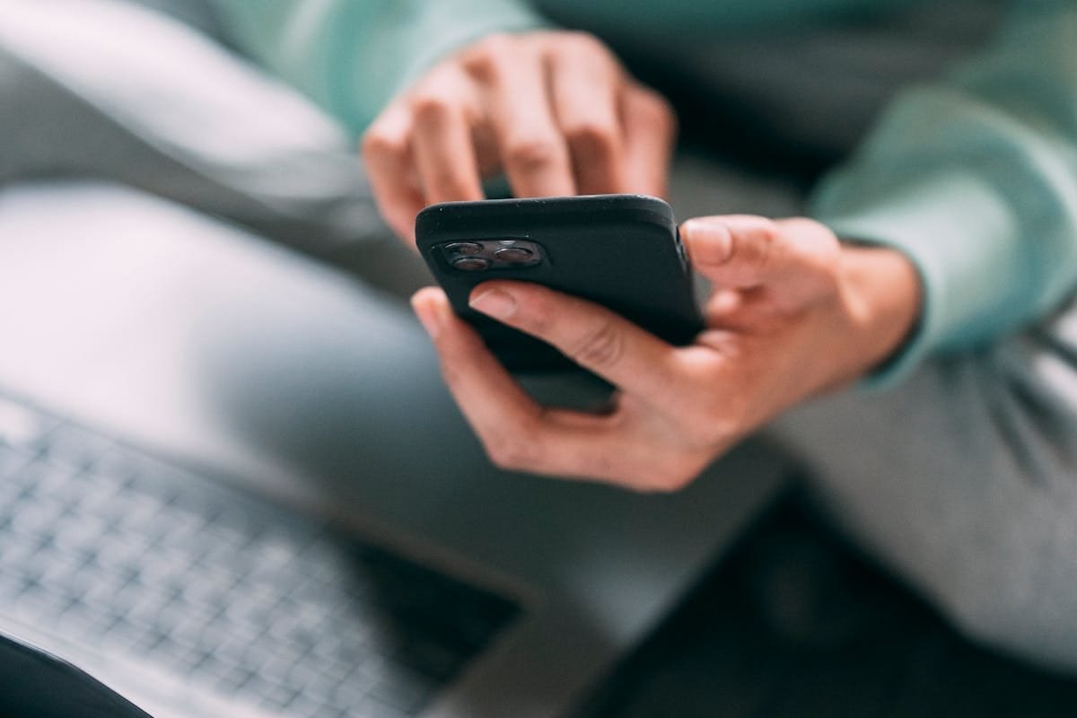 Como transformar o celular em controle remoto para TV