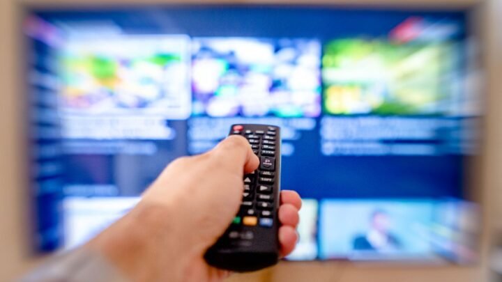 Como converter TV antiga em Smart TV