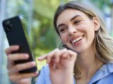 Como comprar e cadastrar eSIM no celular?